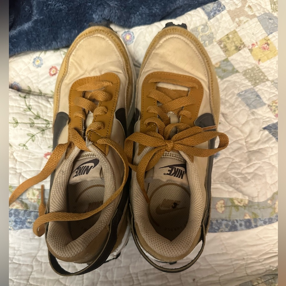 Nike retro women’s shoes